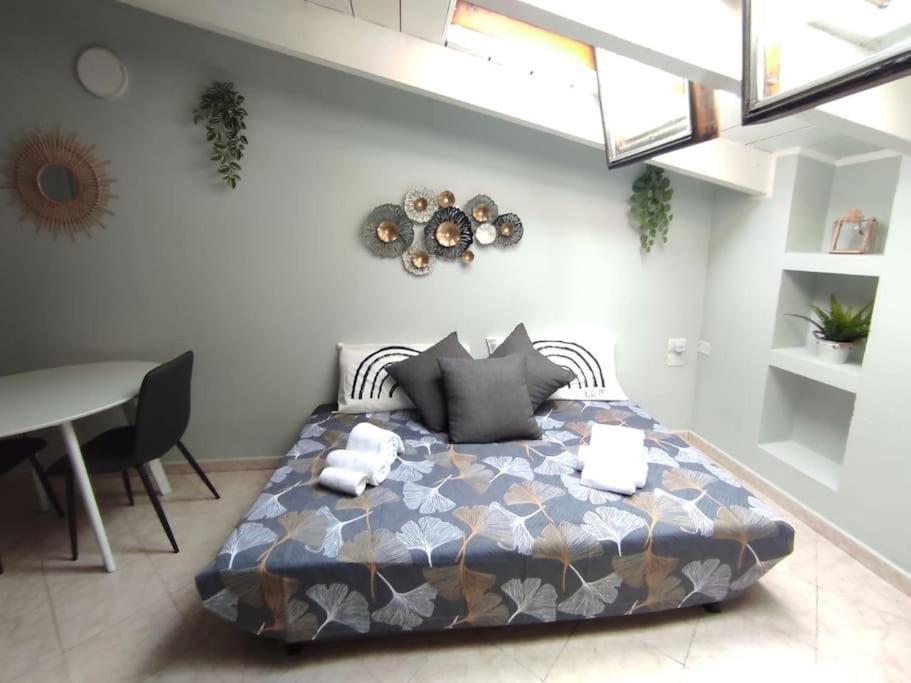 Free Parking Tiny House Wifi Netflix 15 Minuti Dal Duomo Leilighet Milano Eksteriør bilde
