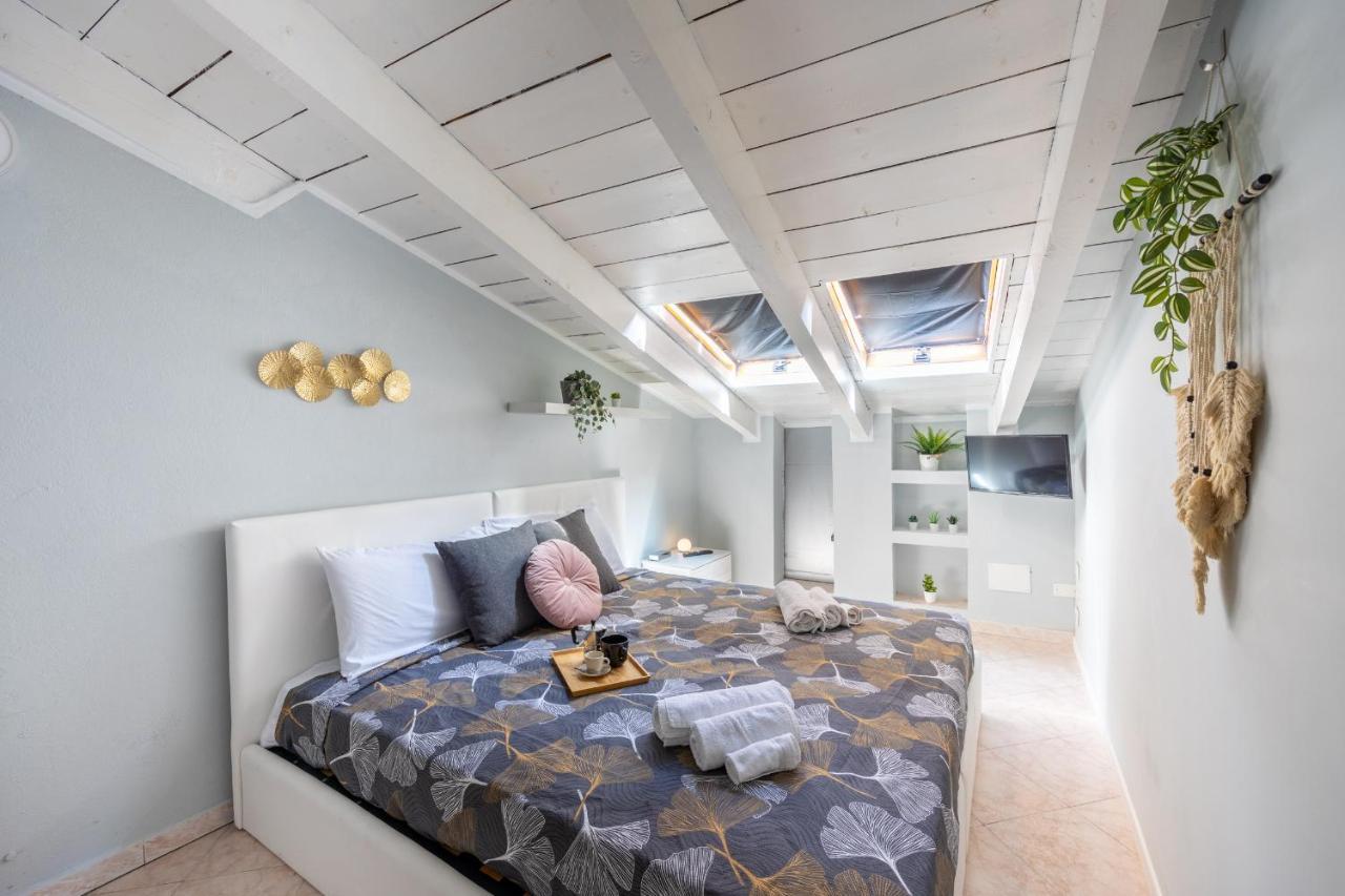 Free Parking Tiny House Wifi Netflix 15 Minuti Dal Duomo Leilighet Milano Eksteriør bilde