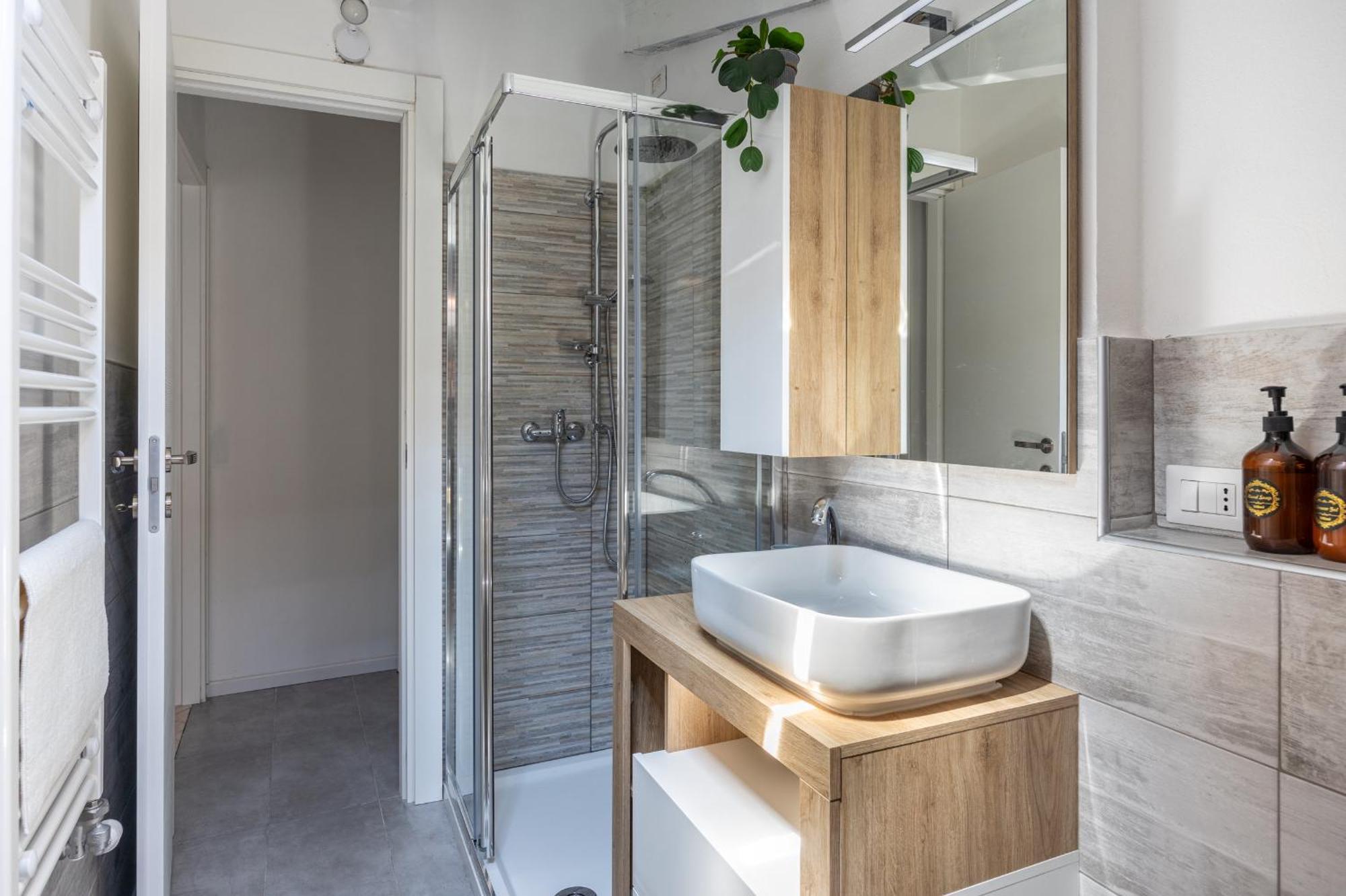 Free Parking Tiny House Wifi Netflix 15 Minuti Dal Duomo Leilighet Milano Eksteriør bilde